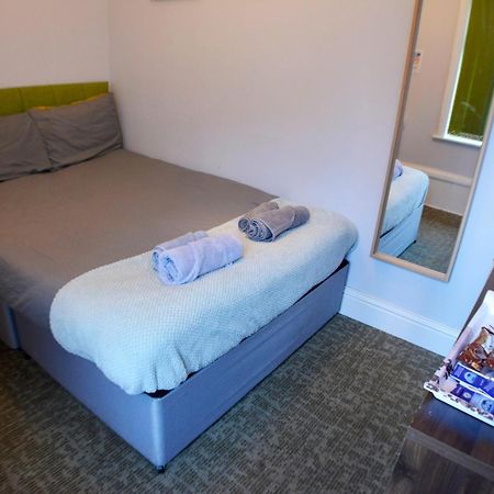 Gorton Mount Hotel 맨체스터 객실 사진